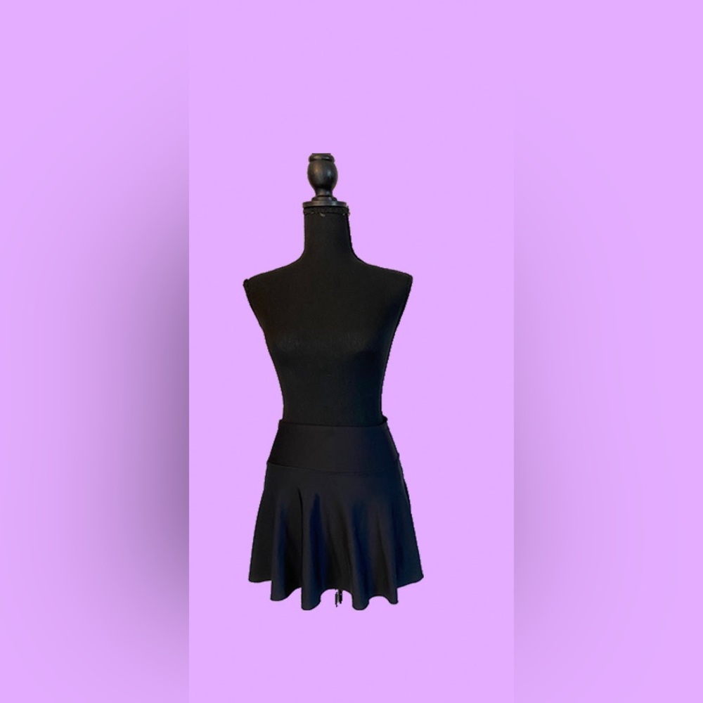 tenis skirt with build it shorts